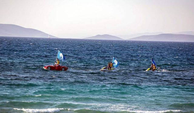 İzmir'in mavi bayraklı plaj sayısı 64 oldu