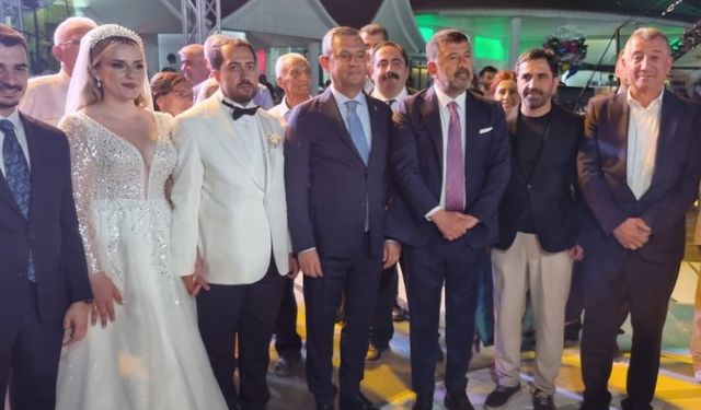 Özgür Özel ile birlikte nikah şahidi oldu