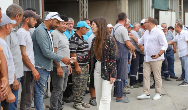 Başkan Denizli, belediye çalışanları ile bayramlaştı