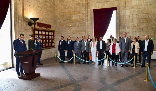 Başkan Yıldız’dan Anıtkabir ziyareti