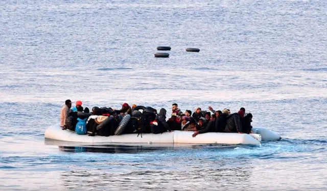 Çeşme açıklarında 39 kaçak göçmen yakalandı