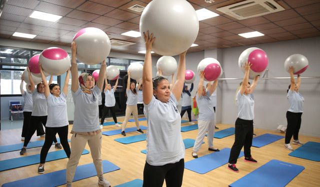 Konak’ta her yaşa ayrı bir spor etkinliği var