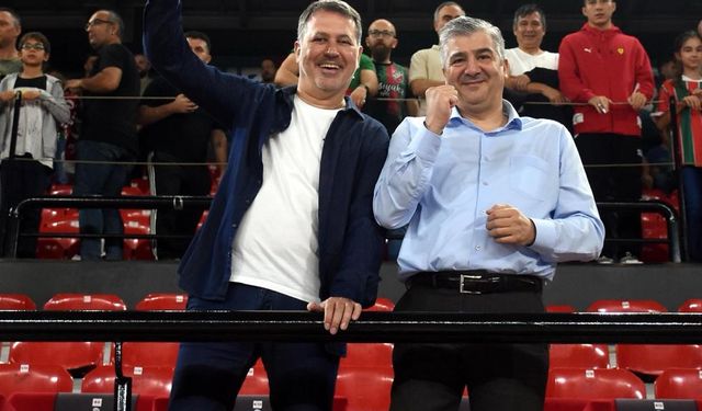 Pınar Karşıyaka'da Ustaoğlu ve Sarıca devam