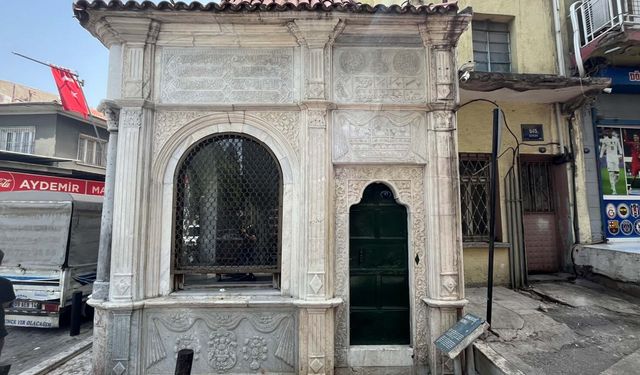İzmir'in tarihi hamam, sebil ve çeşmeleri zamana yenik düşüyor