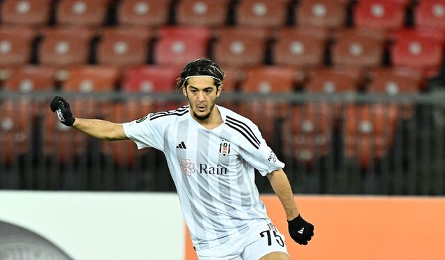 Beşiktaş, Tayfur Bingöl'ü Eyüpspor'a kiraladı