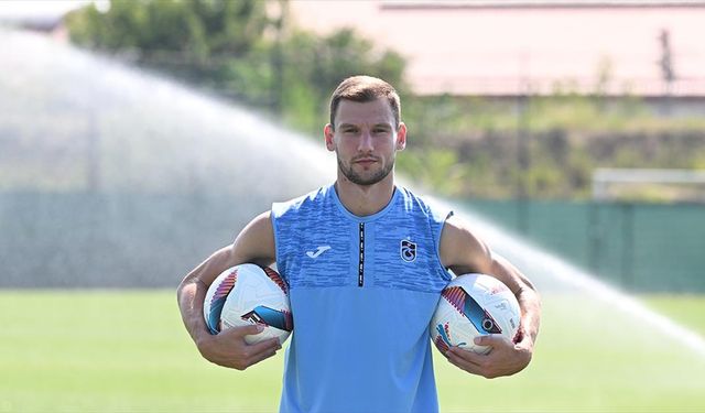 Trabzonspor'un yeni transferi Barisic: Takıma asist ve gollerle katkı yapan bir oyuncuyum