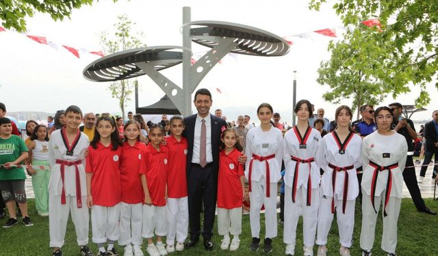 Bayraklı'da yaz spor okulları başladı