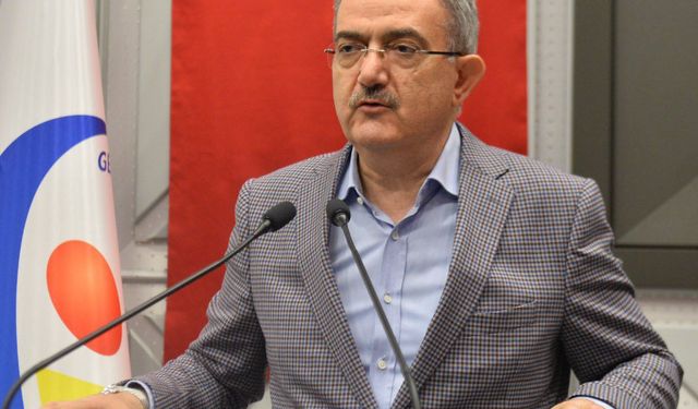 Genel sekreter, rektöre ‘hakaret ve iftira’ davasından beraat etti; 35 bin TL manevi tazminat kazandı