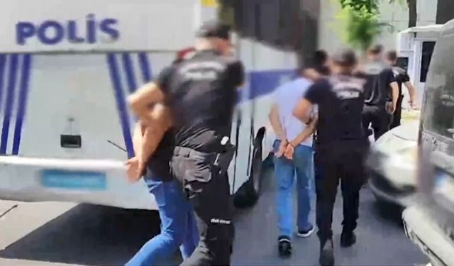 İstanbul'da 'Bayğaralar' uyuşturucu şebekesine operasyon: 9 şüpheli yakalandı