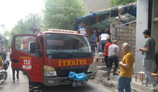 Kötü koku yayılan evde ölü bulundu; 4 gün önce hayatını kaybetmiş