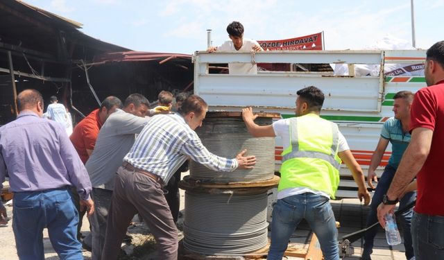 Malatya'da konteyner iş yerleri yanan 25 esnaf, mağduriyetlerinin giderilmesini istedi