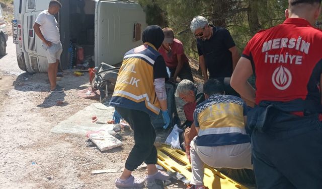 Minibüs devrildi, yedi kişi yaralandı