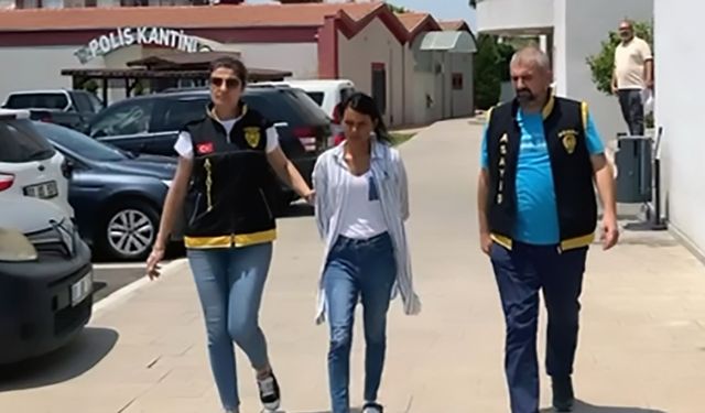 Zillere basıp, boş olduğunu anladıkları daireden 360 bin liralık altın çaldılar