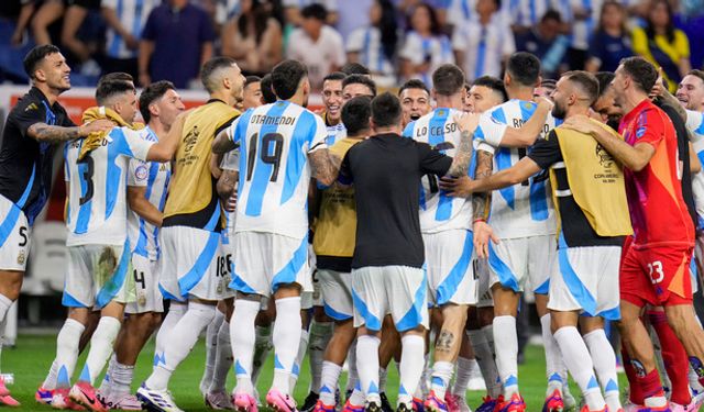 Arjantin, Copa America'da yarı finalde