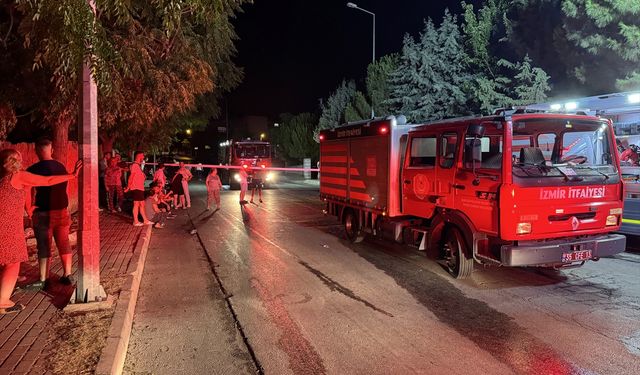 İzmir'de apartman dairesinde çıkan yangın söndürüldü