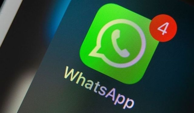 Samsung'un Canlı Çeviri Özelliği WhatsApp'a Geliyor!