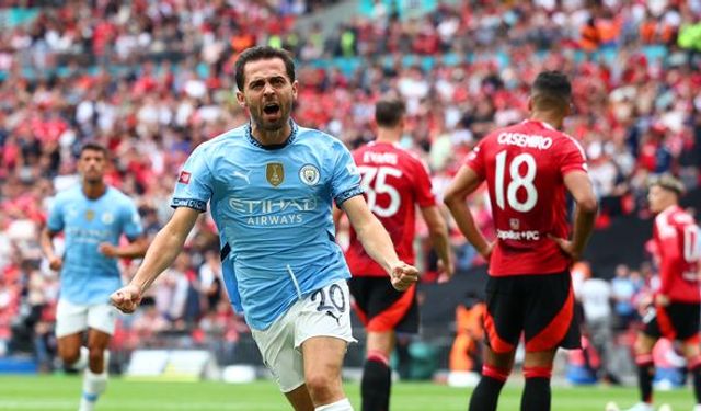 Manchester City, kupayı penaltılarla kazandı