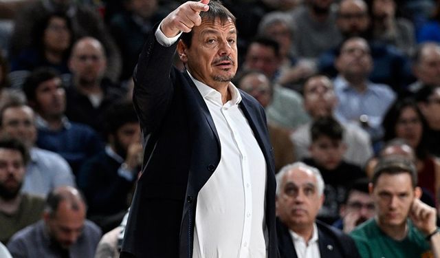 Türk milli basketbolcu Ergin Ataman ile Panathinaikos'ta buluştu