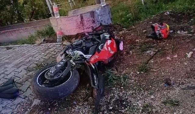 Motosikletli zabıta memuru kazada öldü