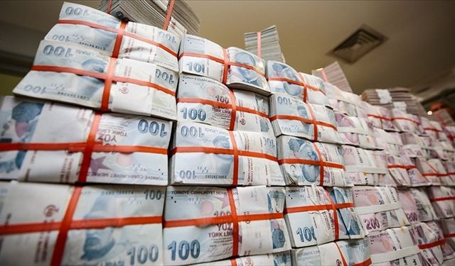 Bankacılık sektörünün kredi hacmi, 14 trilyon lira oldu