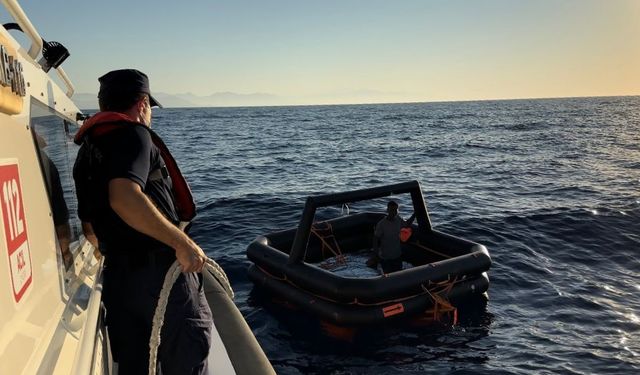 Muğla açıklarında 16 kaçak göçmen yakalandı