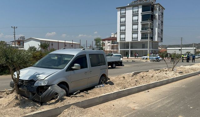 14 yaşındaki motosikletli kazada öldü, yakınları cenazesi başında gözyaşı döktü