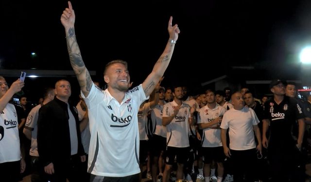 Beşiktaş, Süper Kupa zaferini taraftarlarıyla kutladı