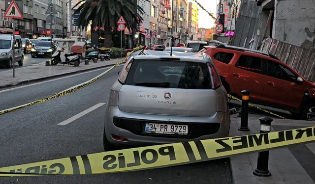 Beşinci kattan otomobilin üzerine düştü