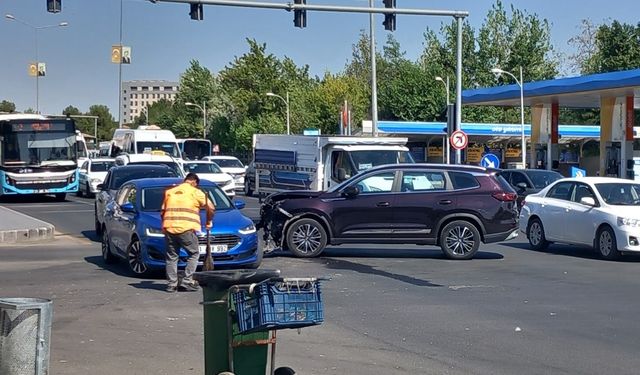 Hatalı dönüş nedeniyle meydana gelen kazada 1 yaralı