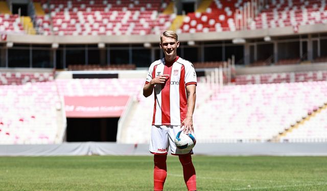 Jan Bieganski, Sivasspor'a imzayı attı