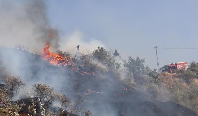 Kayseri'de 2 farklı ot yangını