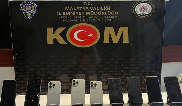 Malatya'da kaçak telefona 11 gözaltı