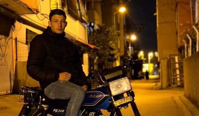 Minibüse arkadan çarpan motosikletli öldü