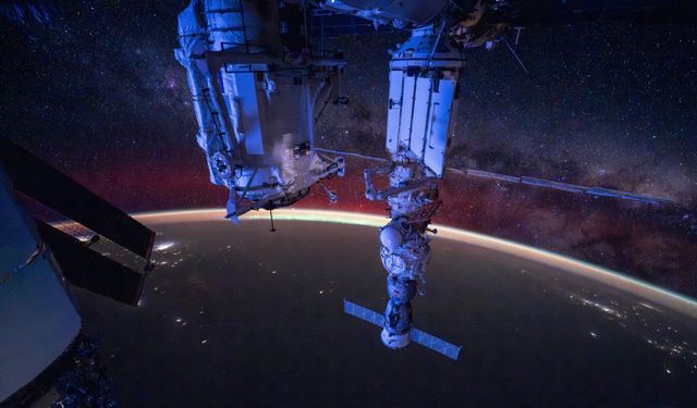 NASA astronotu, güneşin doğuşunun görüldüğü bir video paylaştı