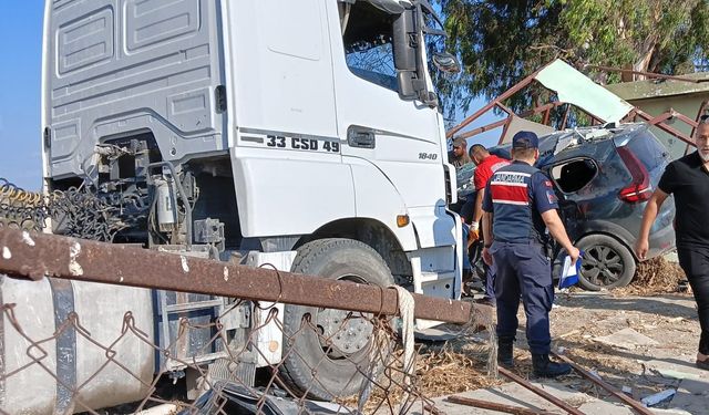 Otomobil ile TIR çarpıştı, can pazarı yaşandı