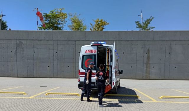 Prematüre doğan ve solunum sorunu yaşayan bebek, ambulans helikopterle Eskişehir'e getirildi