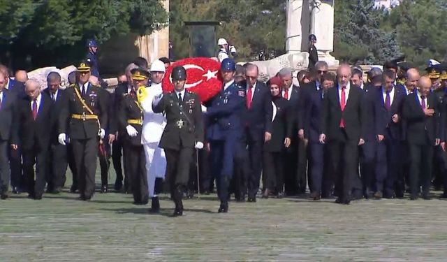 Devlet erkanı, 30 Ağustos Zafer Bayramı'nda Anıtkabir'de!