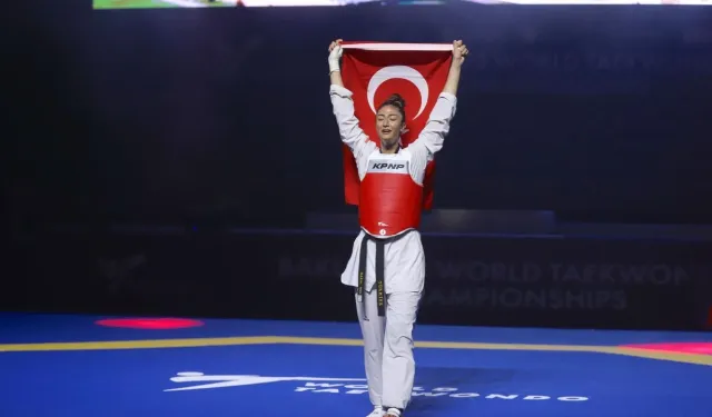 Nafia Kuş Aydın, taekwondoda yarı finalde