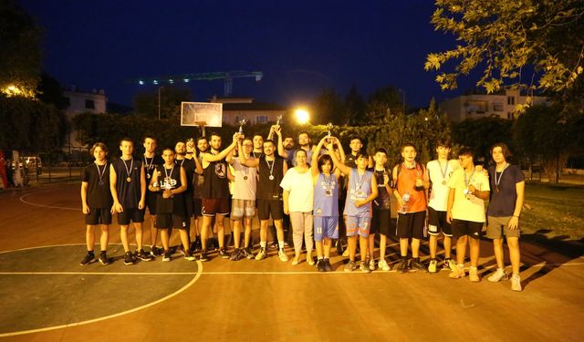 Genç sporcular Zafer Turnuvası’nda bu kez basketbol için yarıştı