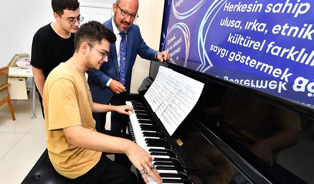 Büyükşehir’in kursuyla hayallerindeki üniversiteyi kazandılar