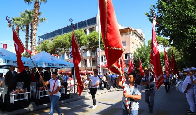 Dikili’nin kurtuluşu coşkuyla kutlandı