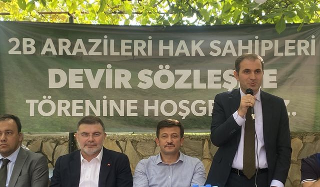 Hamza Dağ, İzmir'deki tapu teslim törenine katıldı