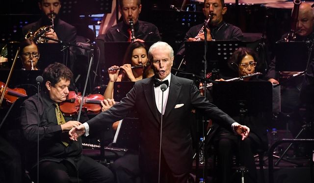 İspanyol tenor Jose Carreras, İstanbul'da konser verdi