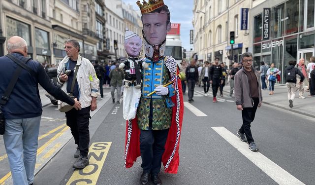 Macron'a karşı binler ayakta