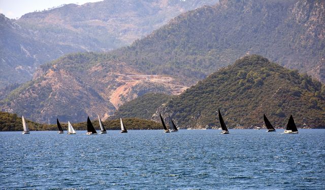 Marmaris'te yelkenli rüzgarı