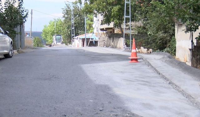 Başakşehir'de işçiler doğalgaz borusu patlattı; 3 kişi hastaneye kaldırıldı