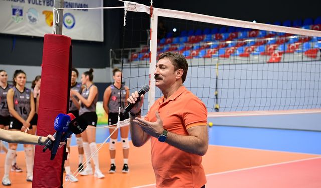 Cumhuriyet Kupası Kadınlar Voleybol Turnuvası başladı