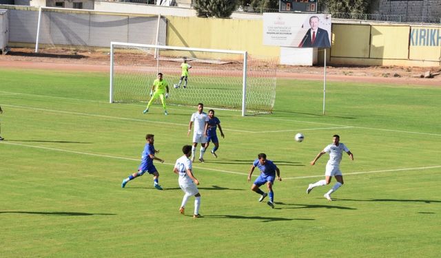 Fethiyespor deplasmanda şen