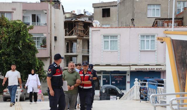 Polise sandalyeli saldırıya iki tutuklama