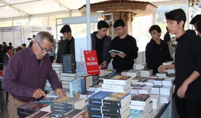 Gemlik Kitap Limanı kapılarını açıyor